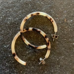 Tortoiseshell acrylic earrings
